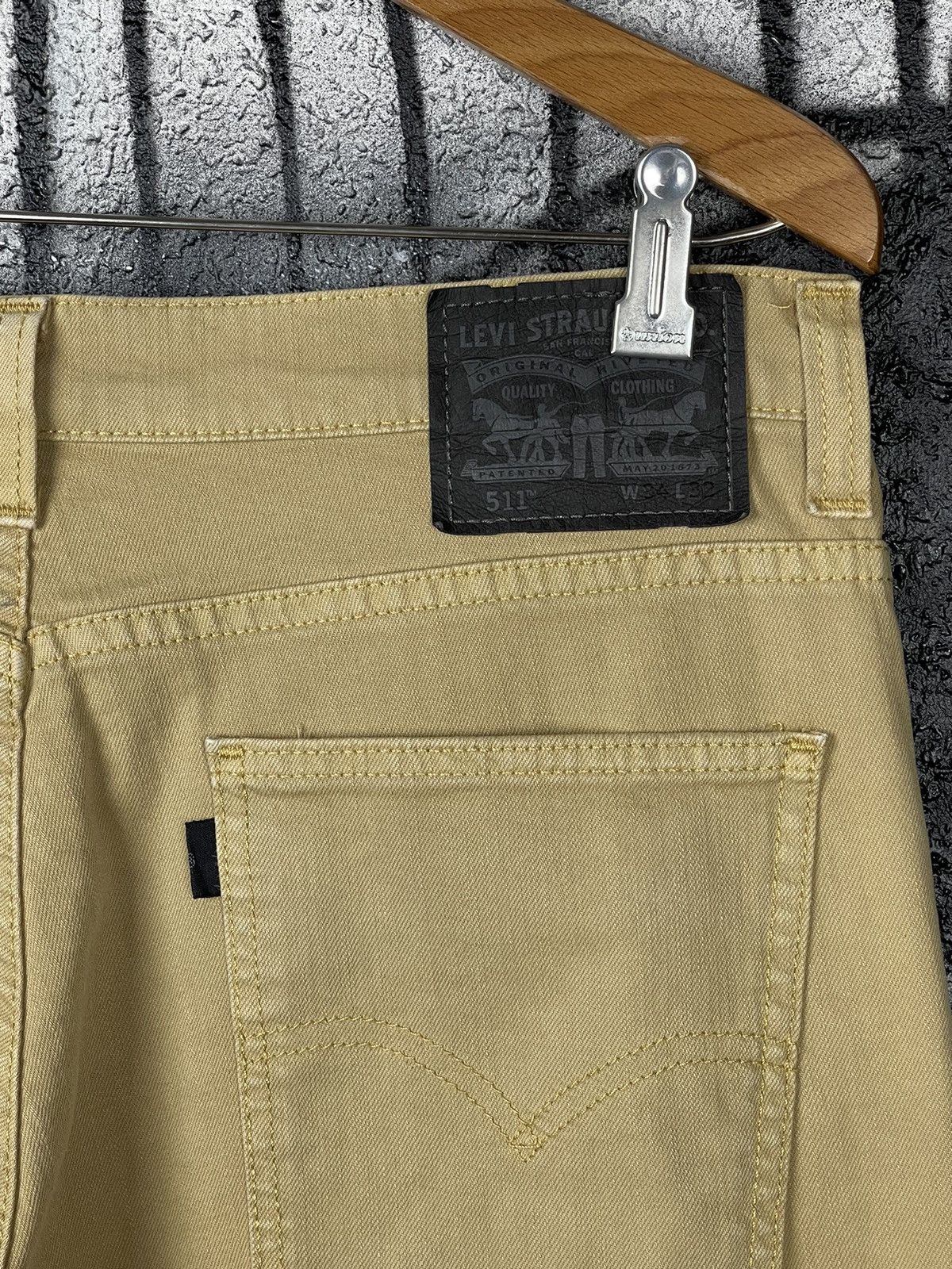 Levi's Levi’s 511 Black Tab R Beige Jeans Men’s Size W34 L32 Size US 34 / EU 50 - 5 Thumbnail