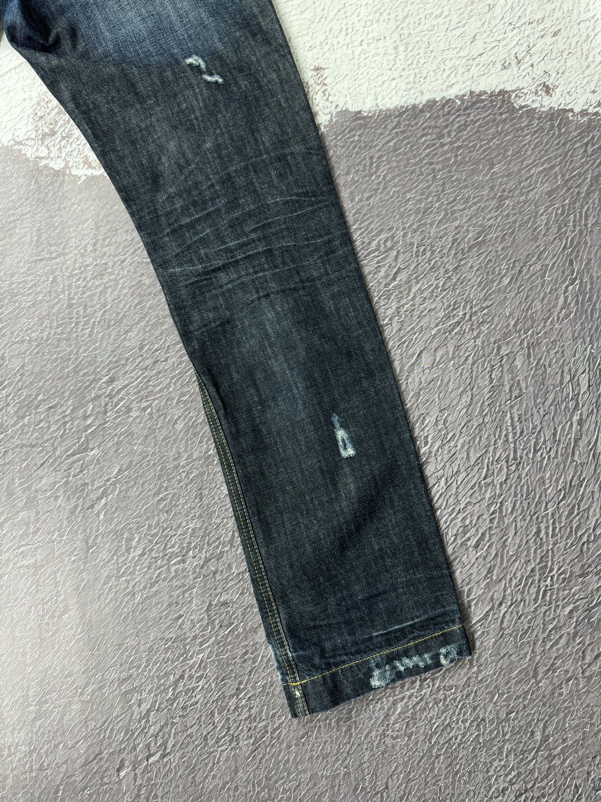 Dolce & Gabbana Dolce & Gabbana Distressed Indigo Denim Pants Jeans Size US 36 / EU 52 - 15 Thumbnail