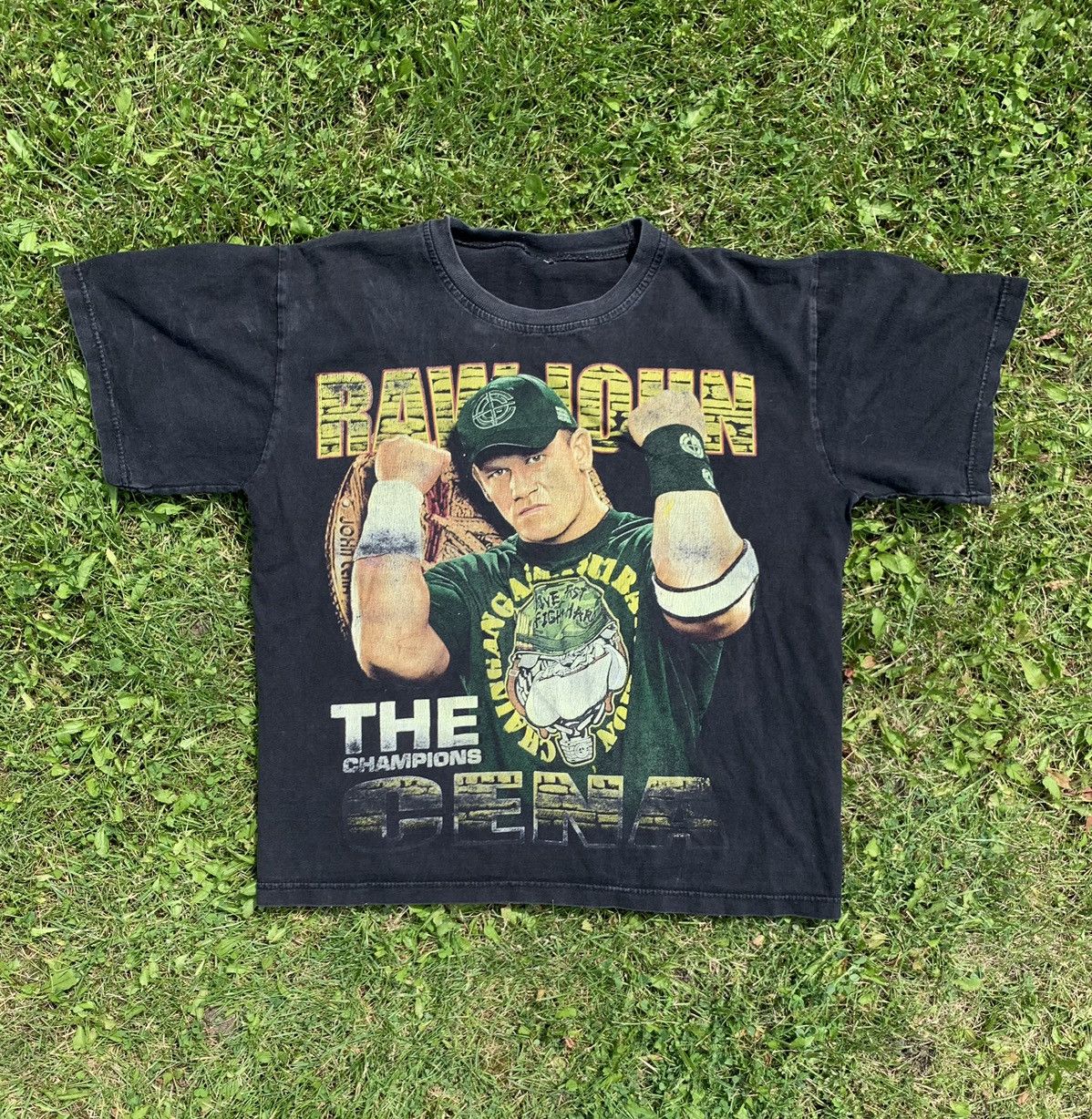 Vintage Vintage John Cena Wwe WWF Y2k Tee Raw Smackdown Faces Size US S / EU 44-46 / 1 - 1 Thumbnail