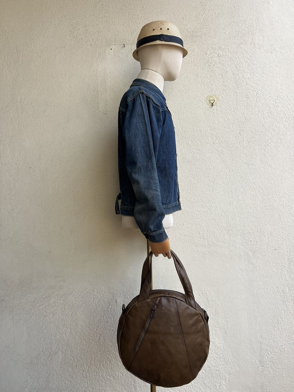 Leather Vintage B. Stuff Japan Distress Patina Leather Round Bag Size ONE SIZE - 4 Thumbnail