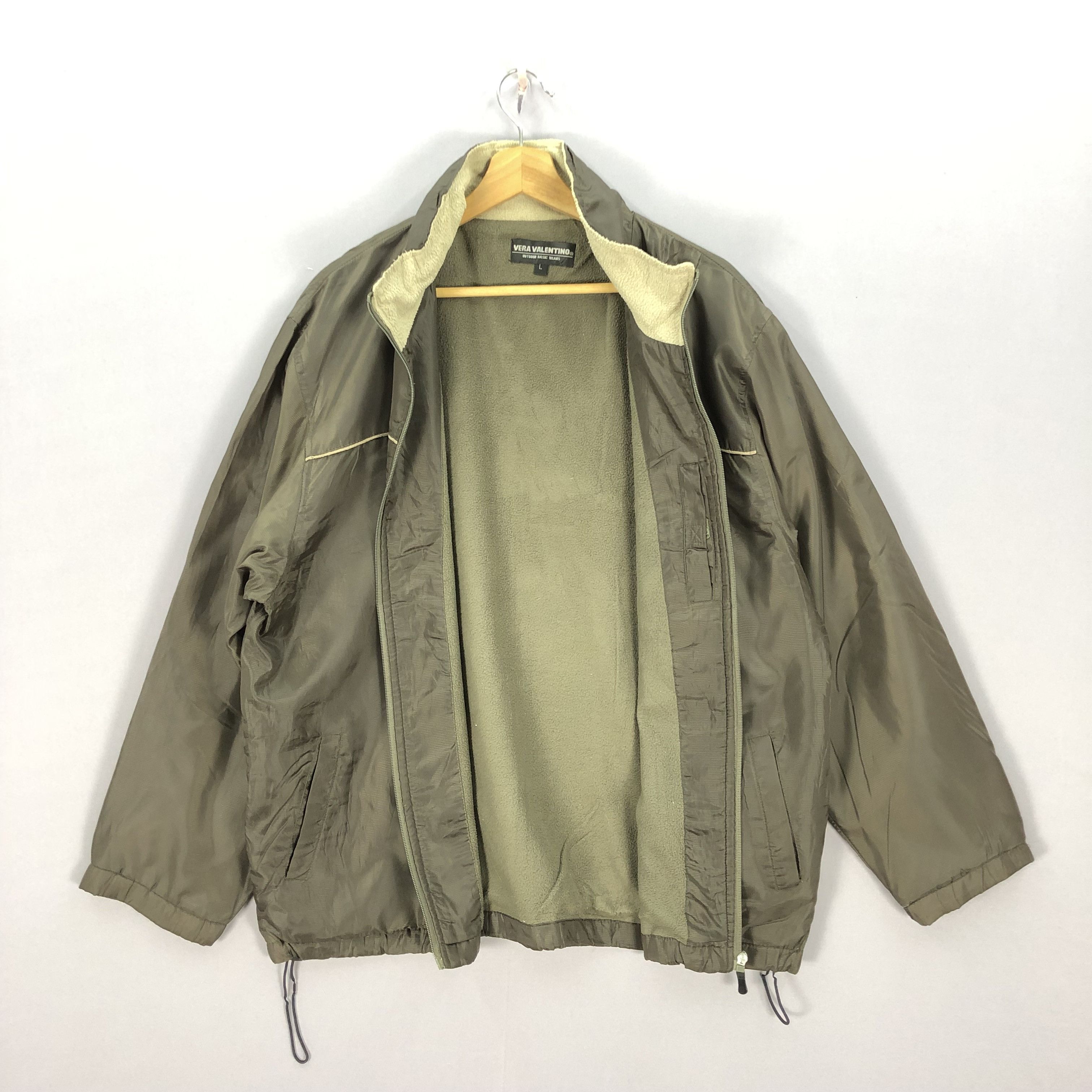 Japanese Brand × Vintage Vintage Vera Valentino Zipper Windbreaker Nylon Jacket Size US L / EU 52-54 / 3 - 7 Thumbnail