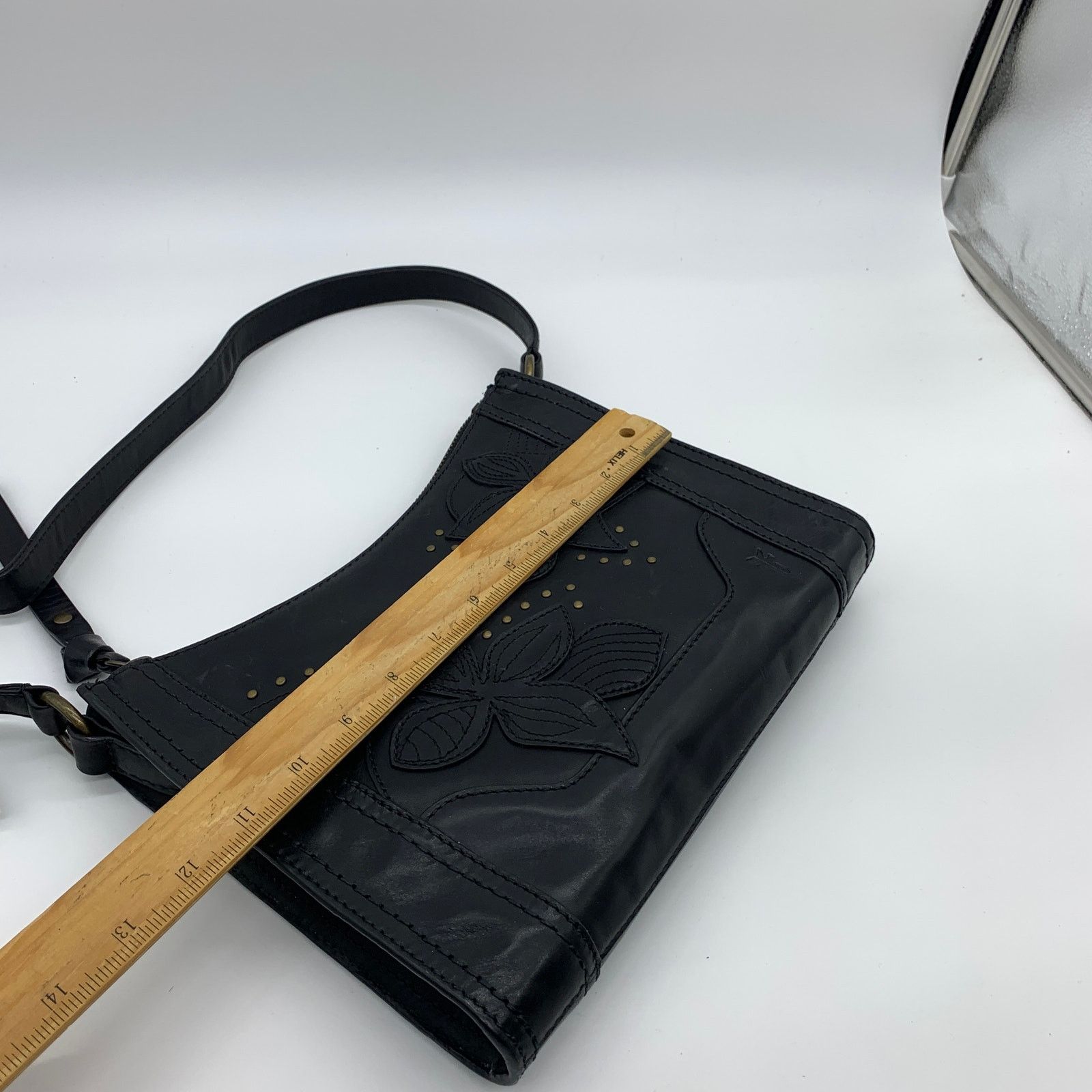 Frye Frye Leather Handbags Studded Floral Zip Crossbody Black Size ONE SIZE - 3 Thumbnail