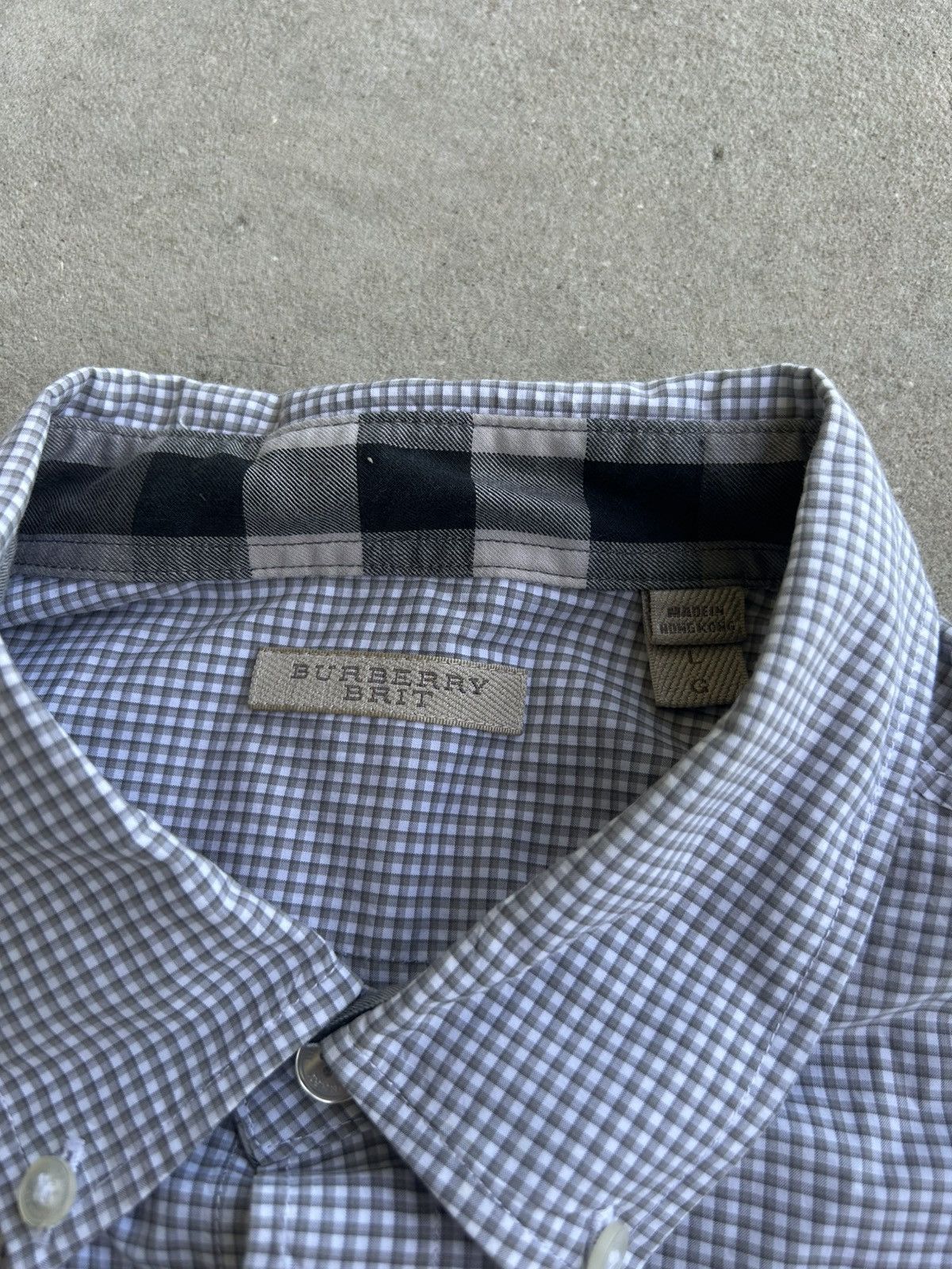 Burberry White and grey burberry button up shirt Size US L / EU 52-54 / 3 - 3 Thumbnail