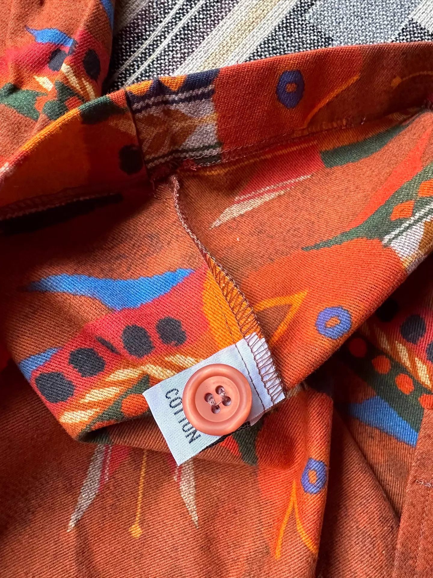 Nigel Cabourn Nigel Cabourn Overshirt w/ Cape Multi Fish Print Size US S / EU 44-46 / 1 - 5 Thumbnail