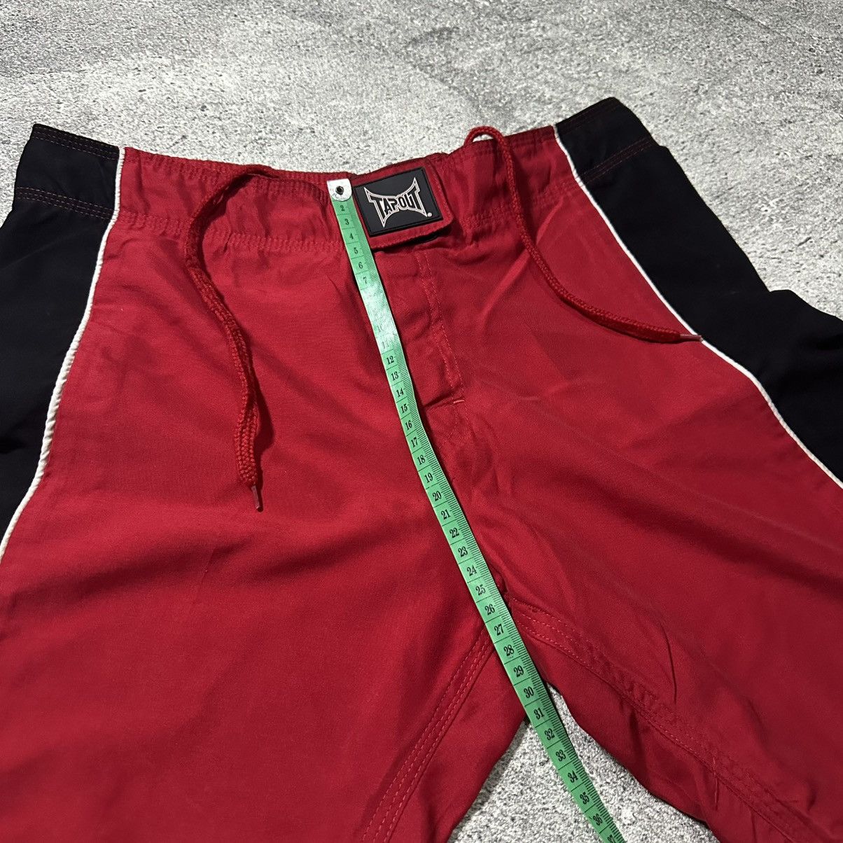 Tapout VINTAGE CRAZY Y2K TAPOUT MMA SHORT PANTS Size US 28 / EU 44 - 10 Thumbnail