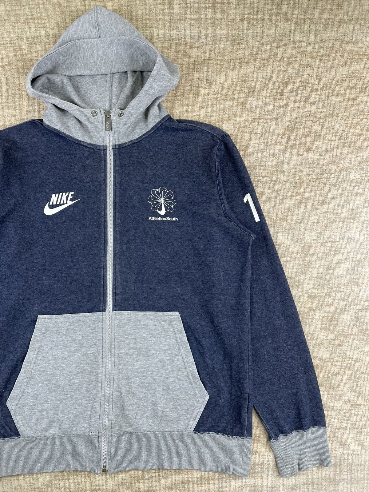Nike VINTAGE NIKE SPORTSWEAR Pinwheel Swoosh Hoodie Jacket Size US M / EU 48-50 / 2 - 3 Thumbnail