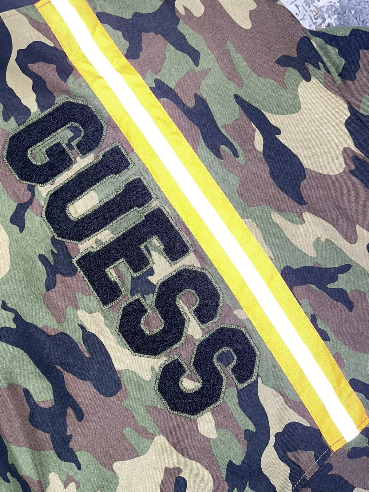 Guess Guess Camouflage Back Hit Caster Reflective Jacket Size US M / EU 48-50 / 2 - 7 Thumbnail