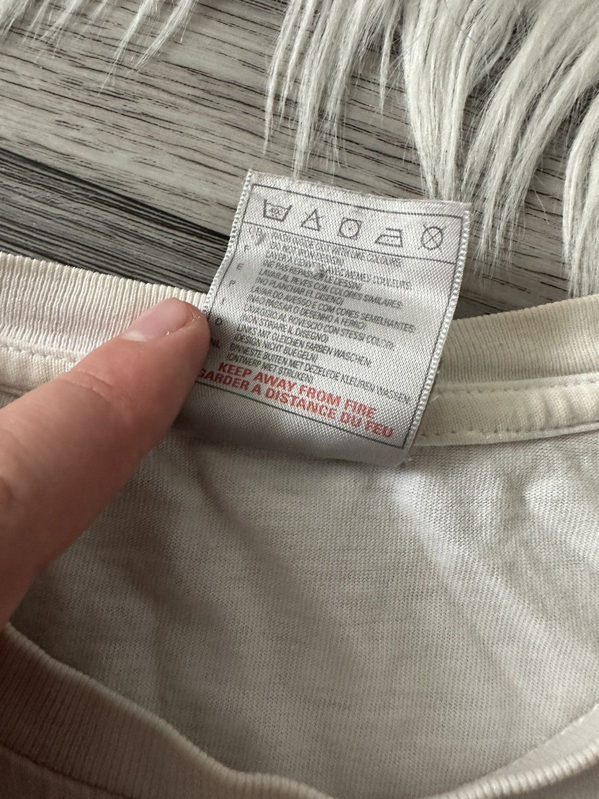 Nike Nike Vintage Big Logo Graphic Print White T shirt y2k hype Size US L / EU 52-54 / 3 - 6 Thumbnail