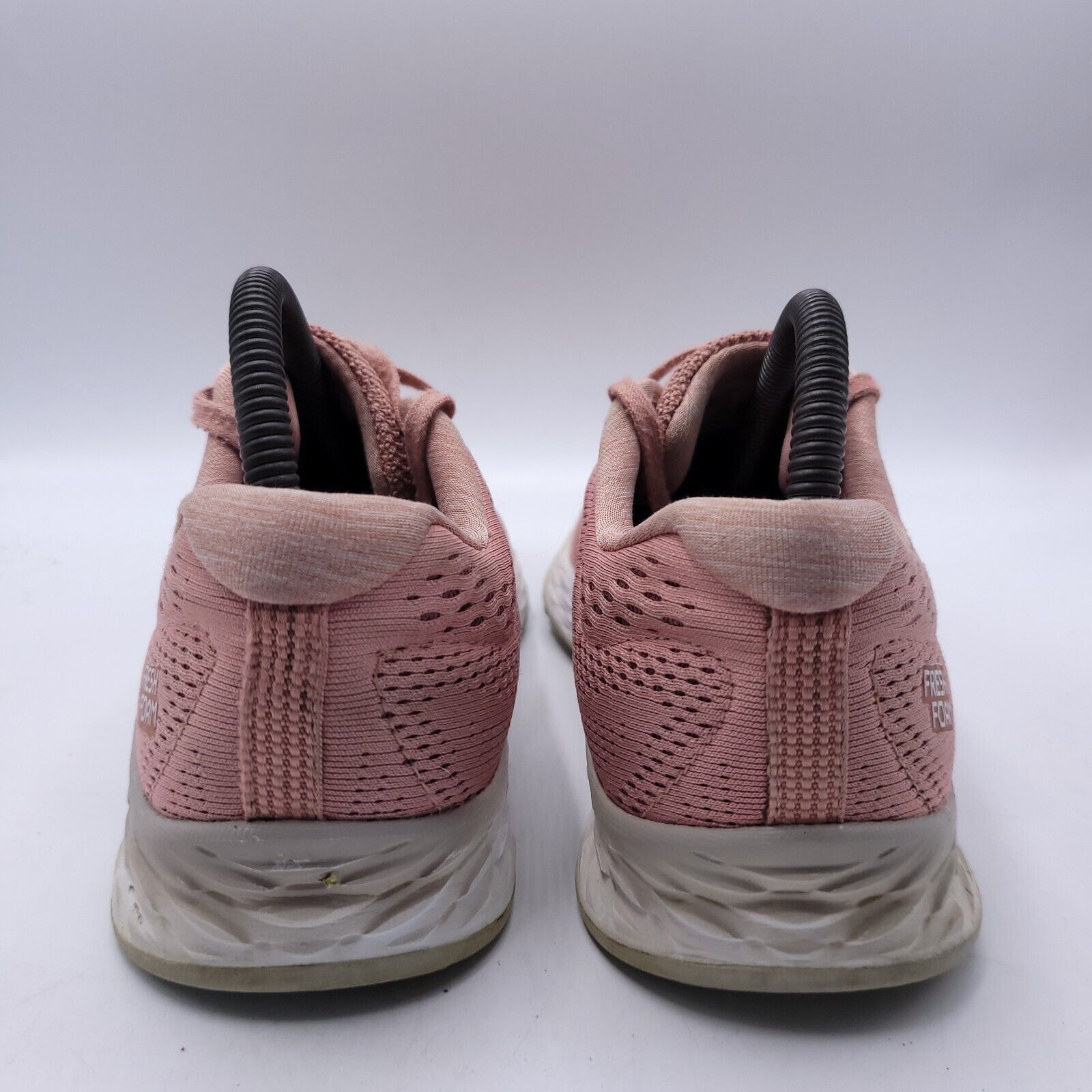 New Balance New Balance Fresh Foam Arishi Shoe Womens Size 8 WARISCD1 Size US 8 / IT 38 - 3 Thumbnail
