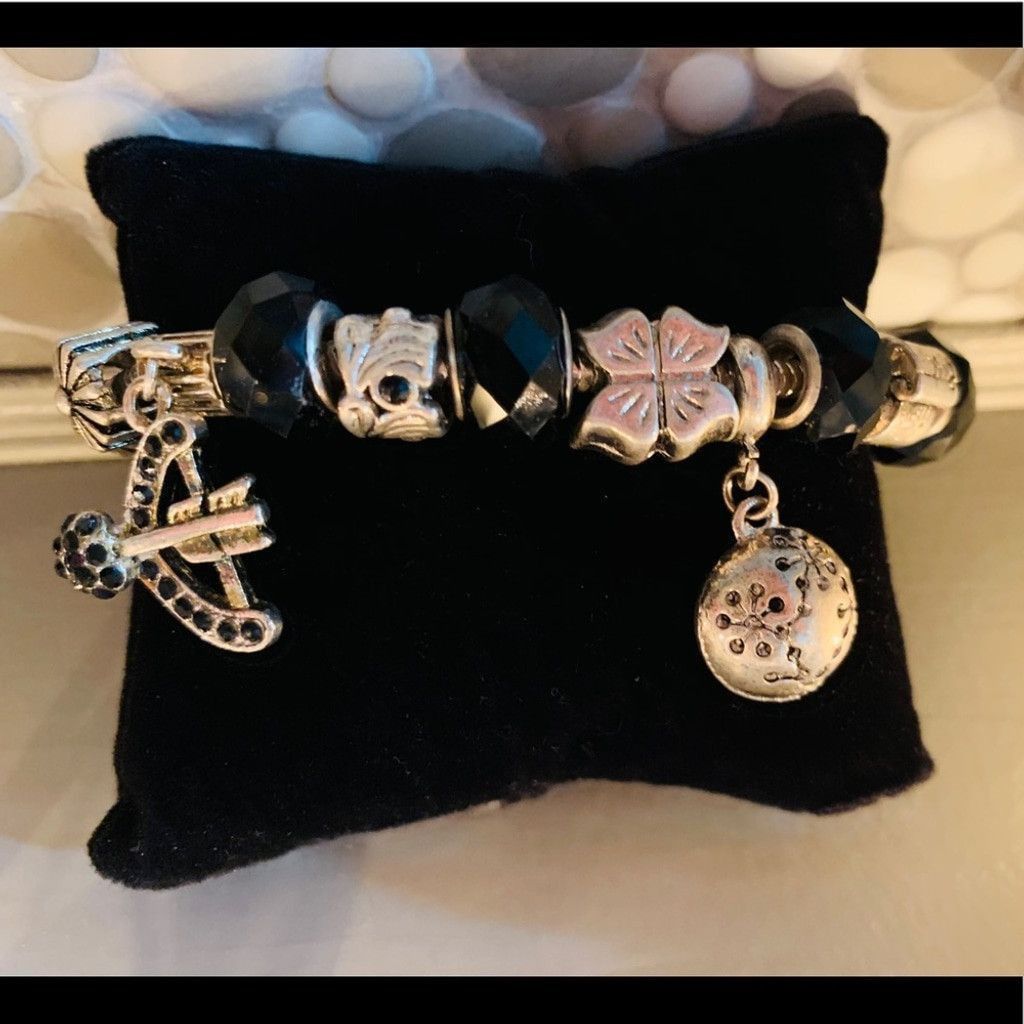 Other Charm Sterling Silver Bracelet with black charms Size ONE SIZE - 2 Thumbnail