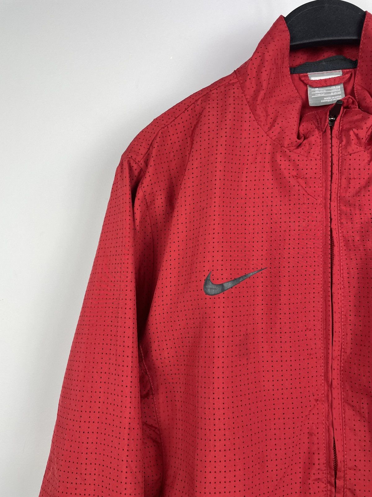 Nike × Vintage Vintage Y2K Nike Manchester United AIG Track Top Jacket Size US M / EU 48-50 / 2 - 2 Thumbnail