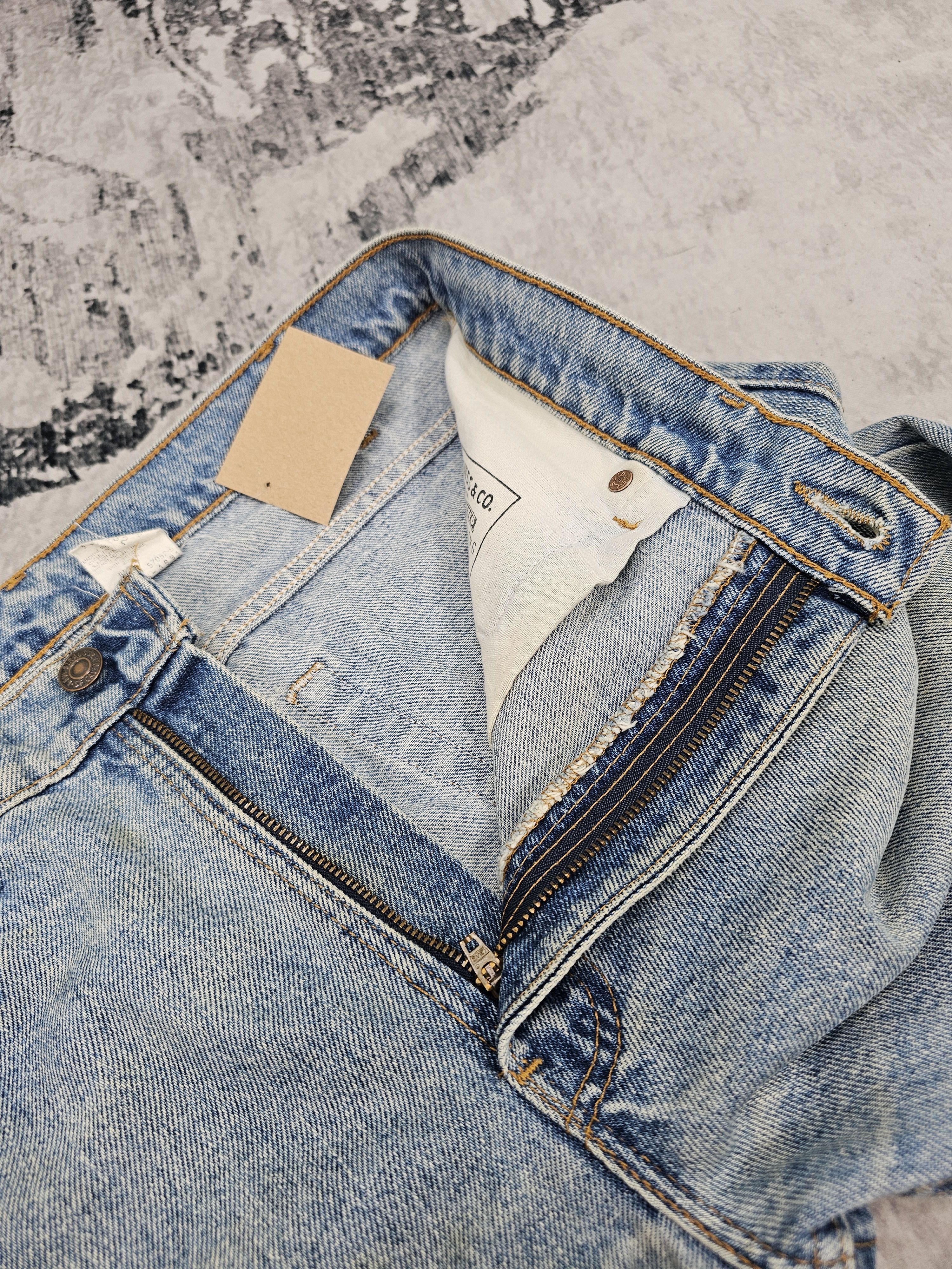Levi's Vintage Clothing Vtg 90'S LEVIS 505 Light Blue Stain Ripped Blue Jeans L0501 Size US 32 / EU 48 - 12 Thumbnail