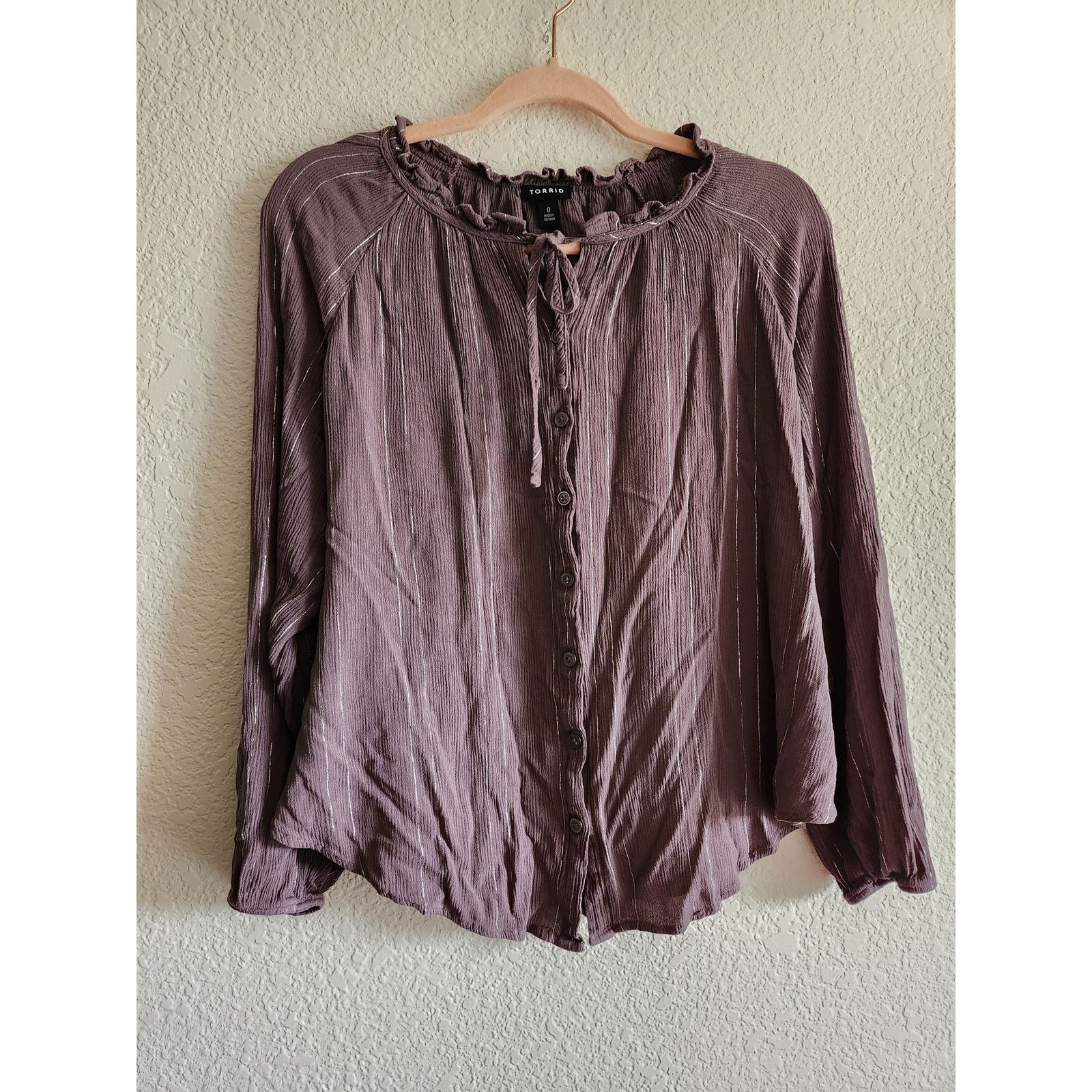 Other Torrid Ruffled Collar Long Sleeve Blouse 0 Plus Size Size XS / US 0-2 / IT 36-38 - 1 Thumbnail