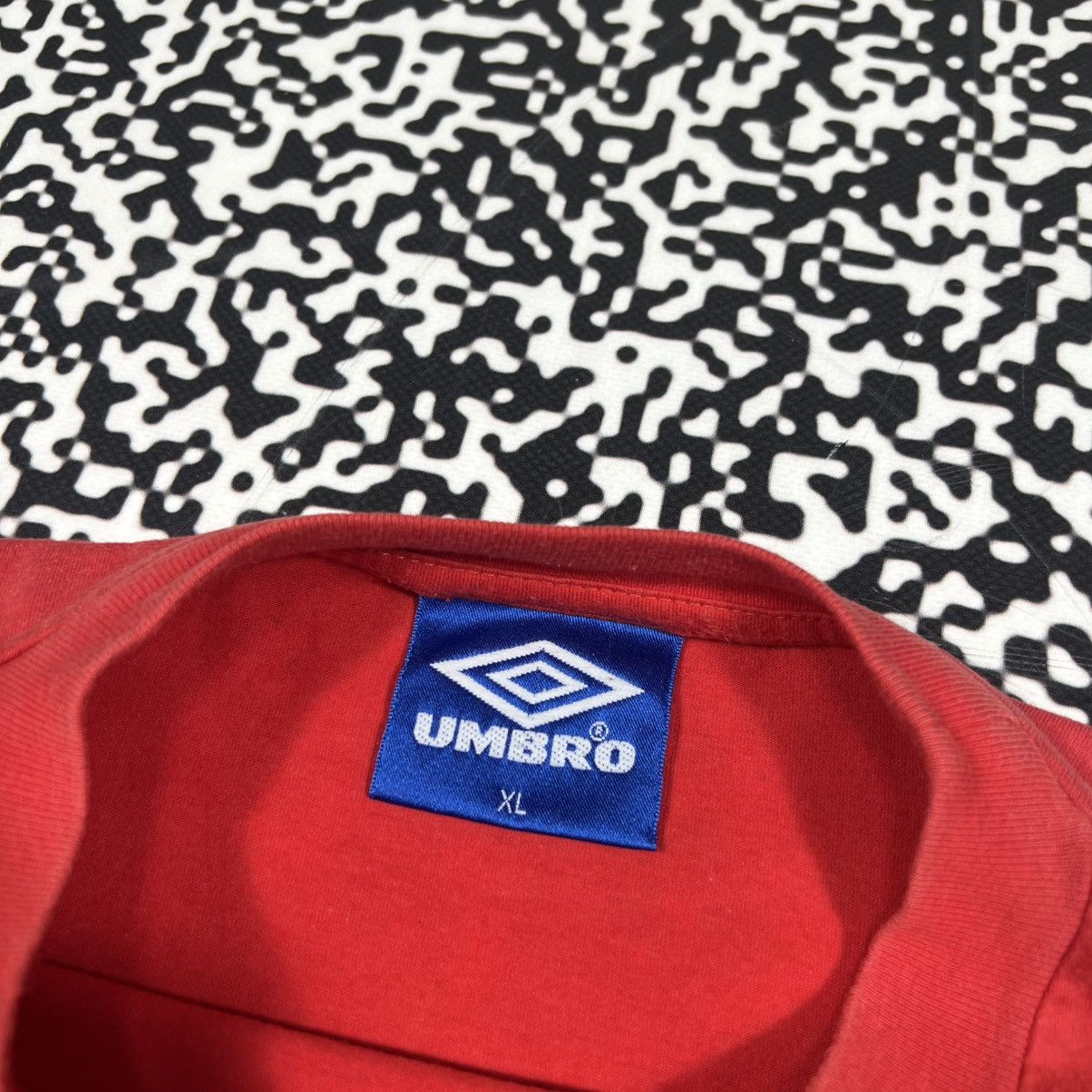 Umbro Vintage 90s UMBRO Big Logo Retro Style Casual Boxy T-shirt Size US XL / EU 56 / 4 - 8 Thumbnail