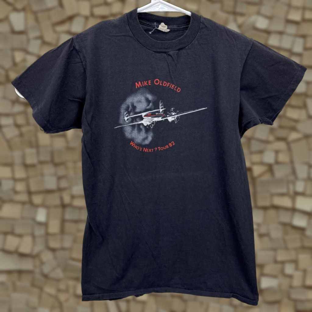 Vintage VINTAGE Mike Oldfield World Tour T-Shirt Black Short Sleeve Small Unisex 1982 Graphic Tee Rockabilly Size US S / EU 44-46 / 1 - 1 Thumbnail