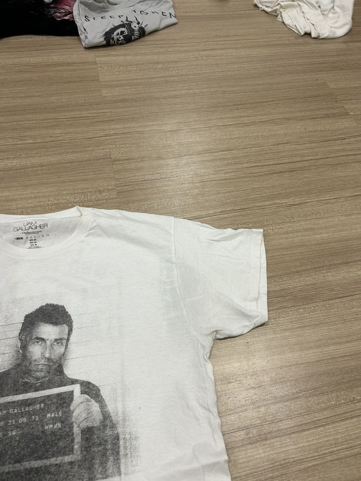 Band Tees Liam Gallagher Size US L / EU 52-54 / 3 - 4 Thumbnail