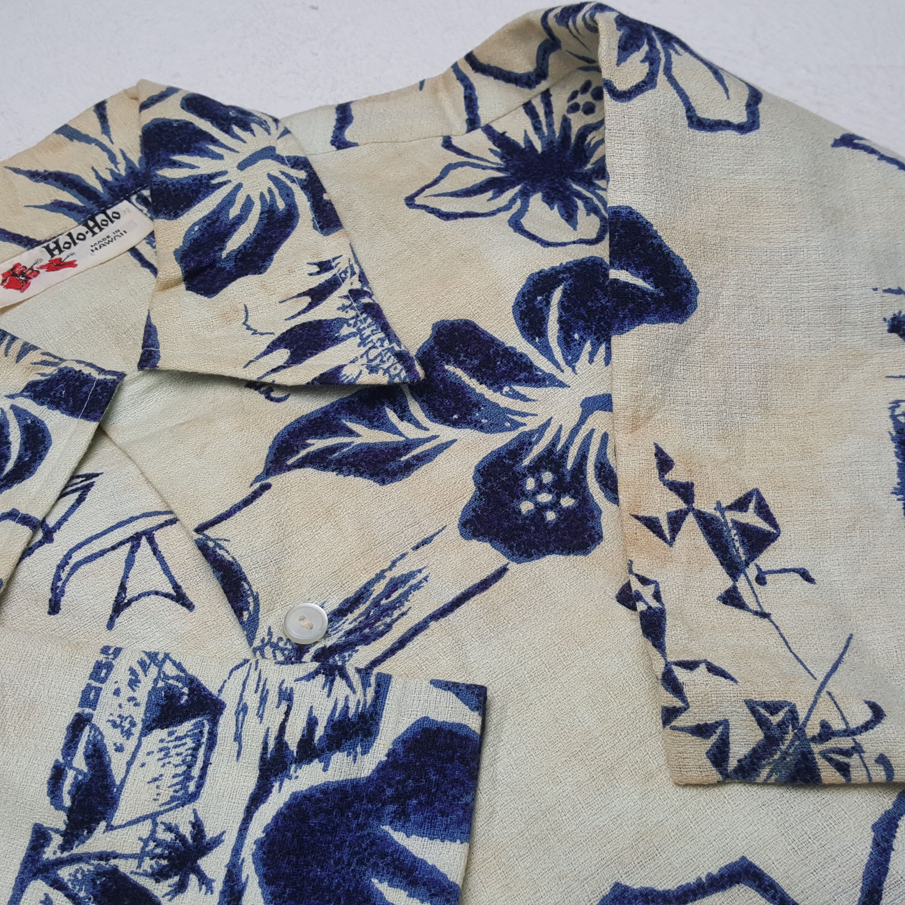 Vintage Vintage Hawaii Flowers Style Shirt RR13 Size US XL / EU 56 / 4 - 7 Thumbnail
