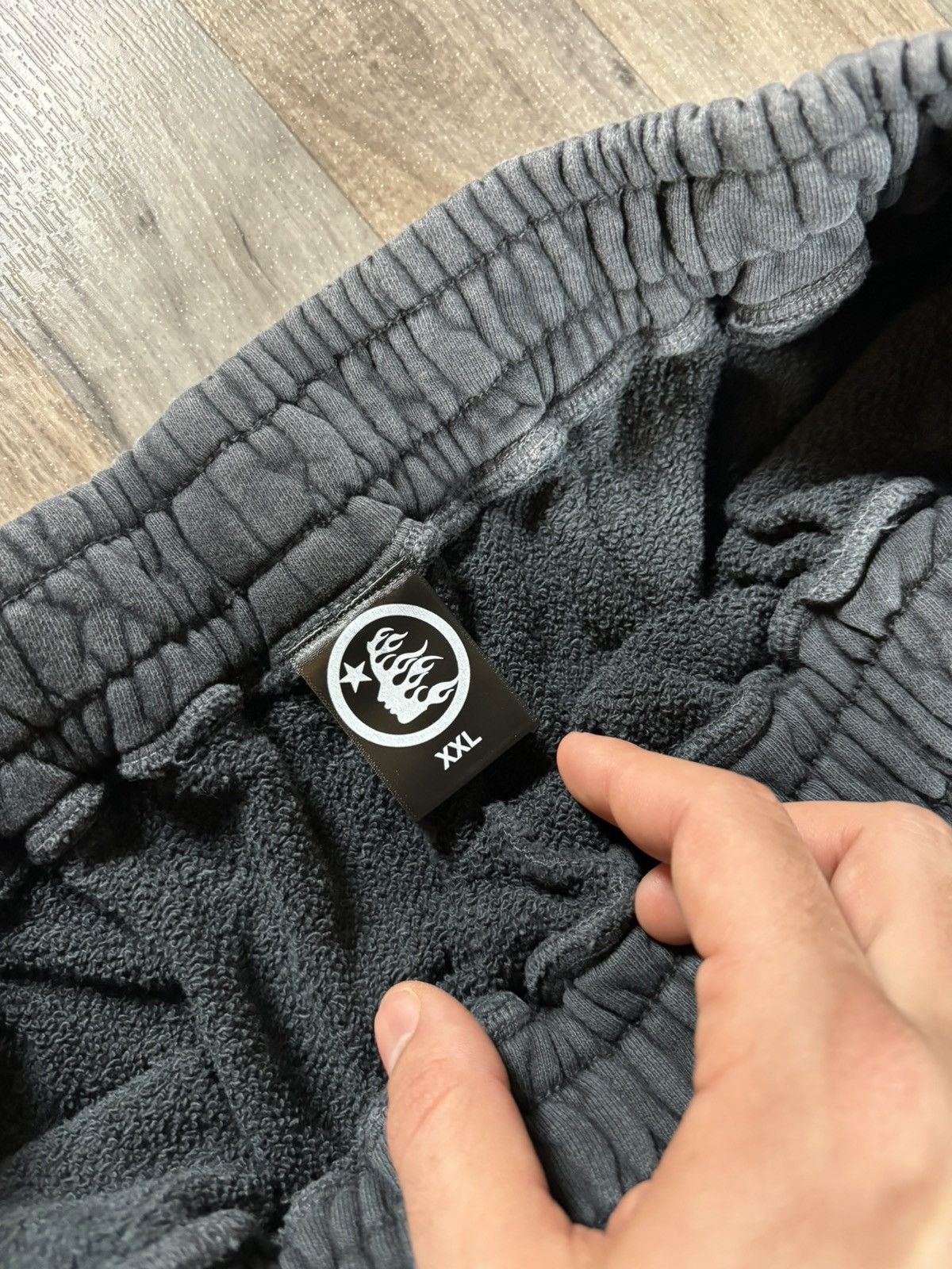 HELLSTAR Hellstar What Heaven Sounds Like Sweatshorts Black Size US 34 / EU 50 - 4 Thumbnail