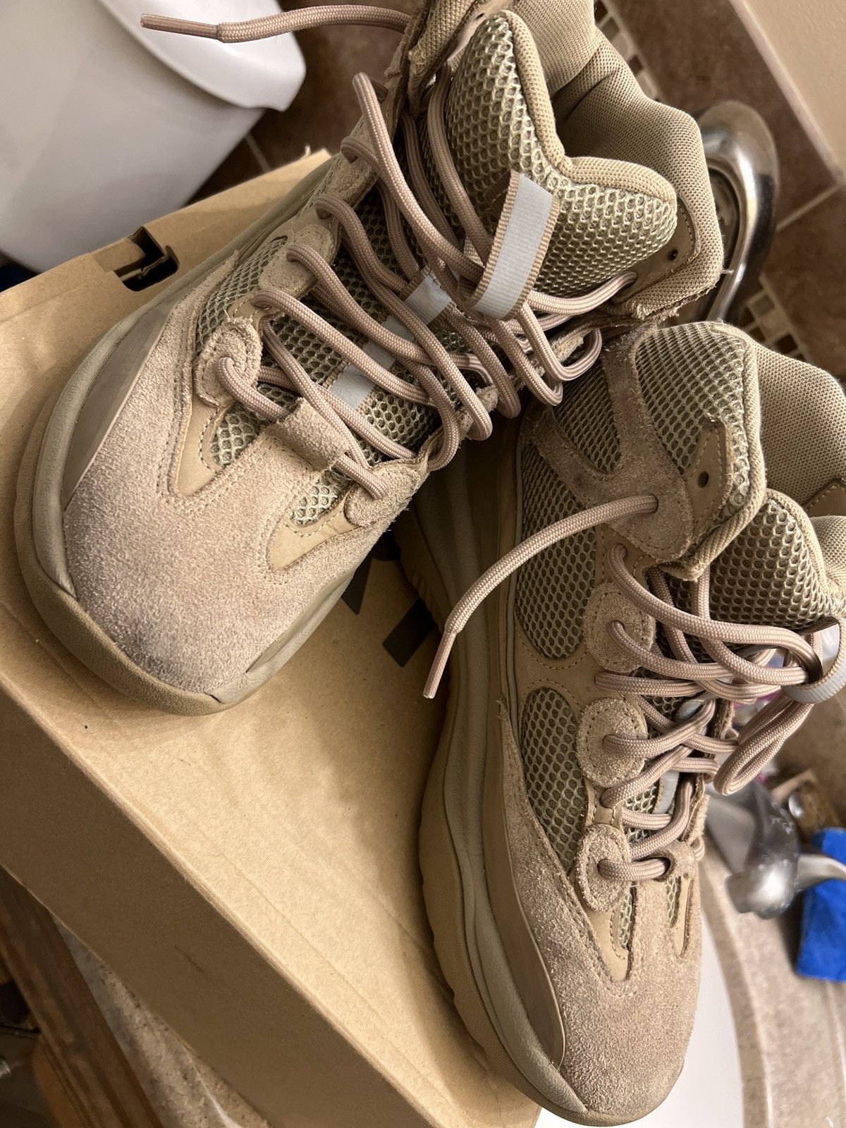 Yeezy Adidas Yeezy desert boot “rock” Size US 8 / EU 41 - 15 Thumbnail