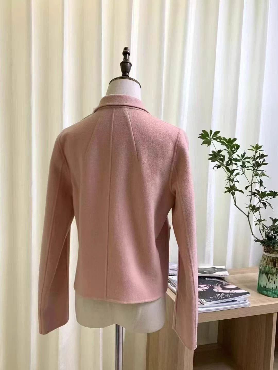 Max Mara Maxmara Wool Blazer US36 NWT Spare Buttons Size S / US 4 / IT 40 - 4 Thumbnail