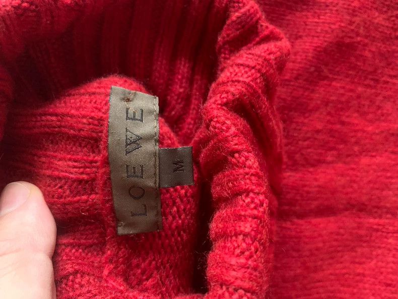 Loewe LOEWE Red high collar cashmere sweater Size M / US 6-8 / IT 42-44 - 3 Thumbnail