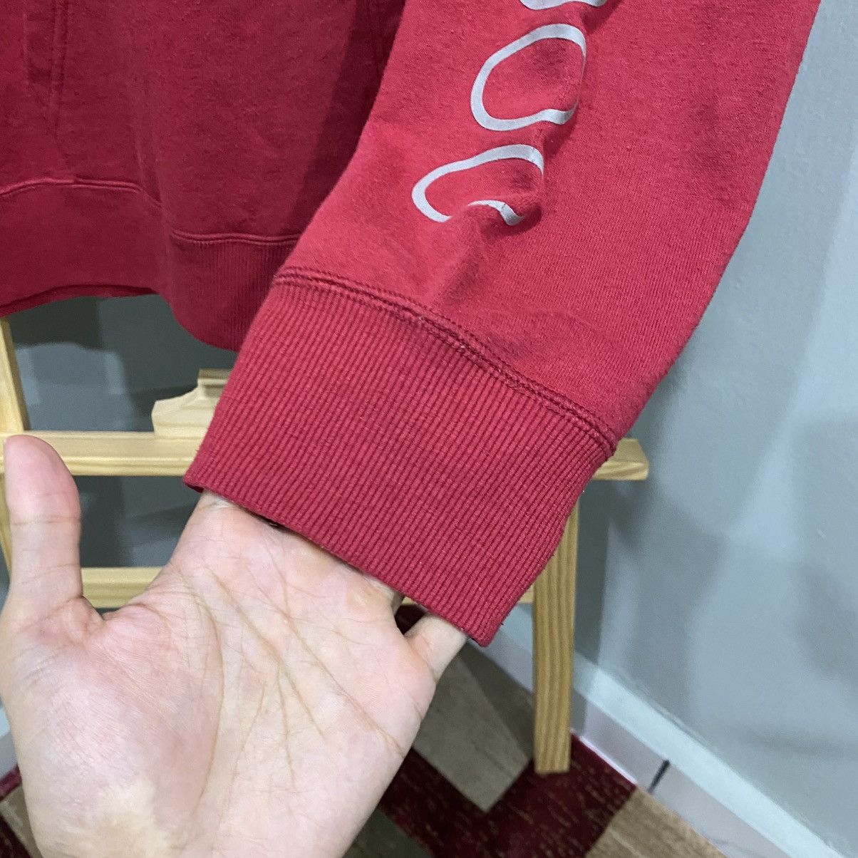 atmos Archive Atmos 2000 Tokyo Sleeve Print Hoodie Red Streetwear Size US L / EU 52-54 / 3 - 6 Thumbnail