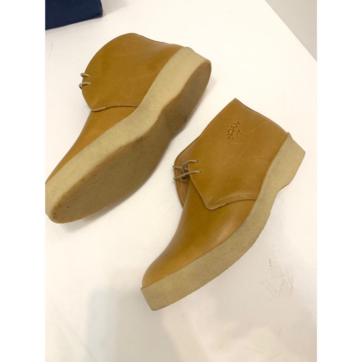 Noah NOAH ➕ SANDERS WAXED LEATHER CHUKKA BOOTS Size US 8 / EU 41 - 15 Thumbnail