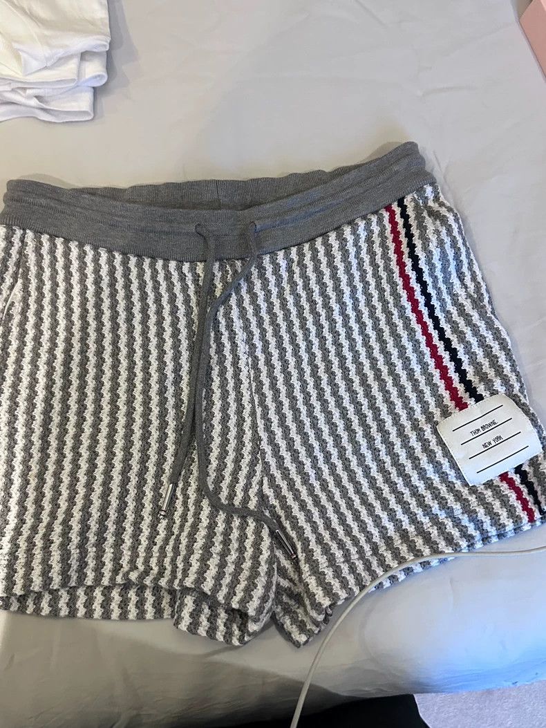 Thom Browne Thom Browne shorts Size US 38 / EU 54 - 2 Thumbnail