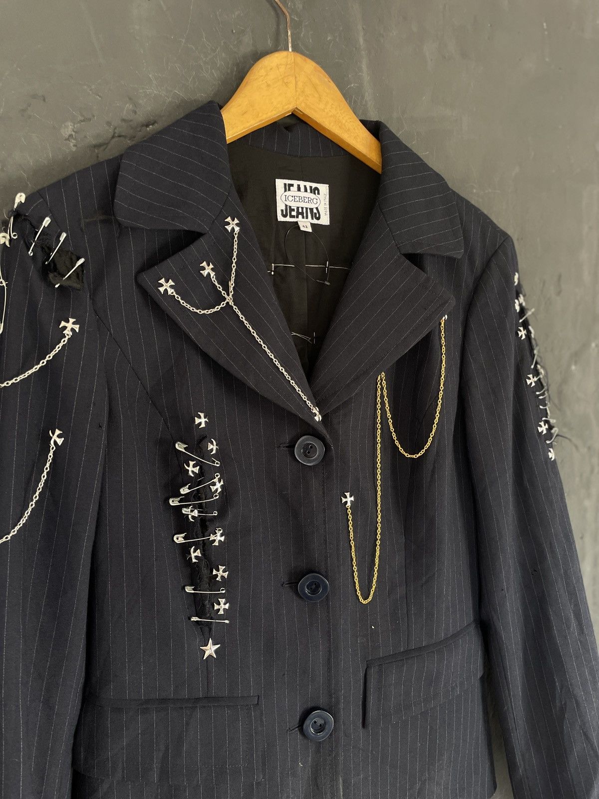 Iceberg Iceberg Italy Reworks Punk 77's Blazer Size 38S - 2 Thumbnail