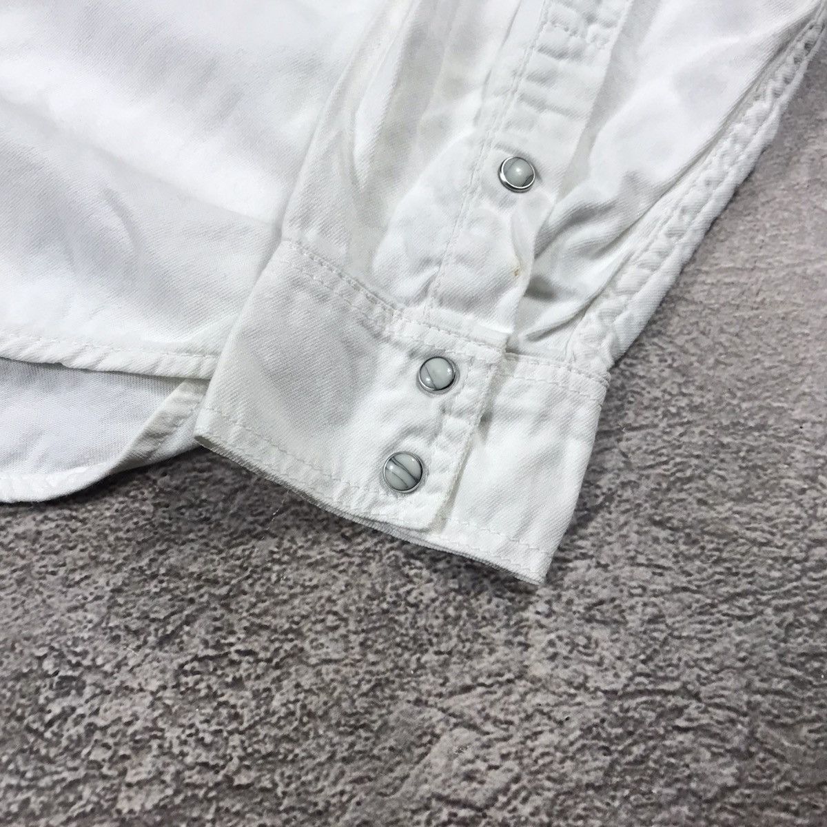 Vintage Vintage Wrangler Western Shirt Cream Workwear Streetwear M Size US M / EU 48-50 / 2 - 5 Thumbnail