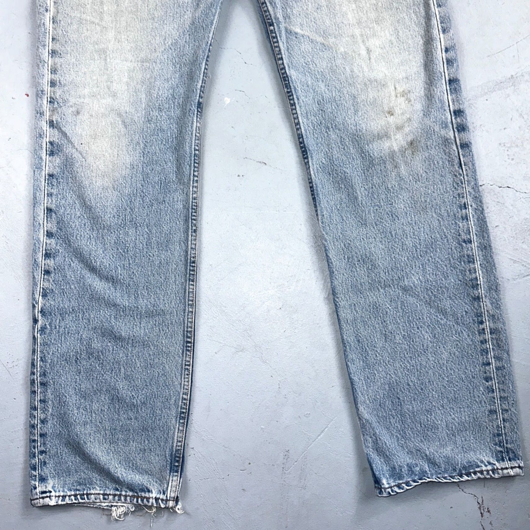 Levi's VINTAGE Levi's 501 Jeans Straight 34x34 Men USA 90s Light Blue Wash Size US 34 / EU 50 - 3 Thumbnail