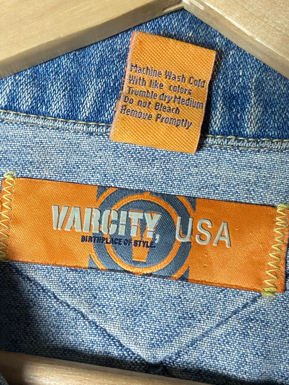 Japanese Brand Varcity USA Denim Jeans Jacket (154) Size US L / EU 52-54 / 3 - 7 Thumbnail