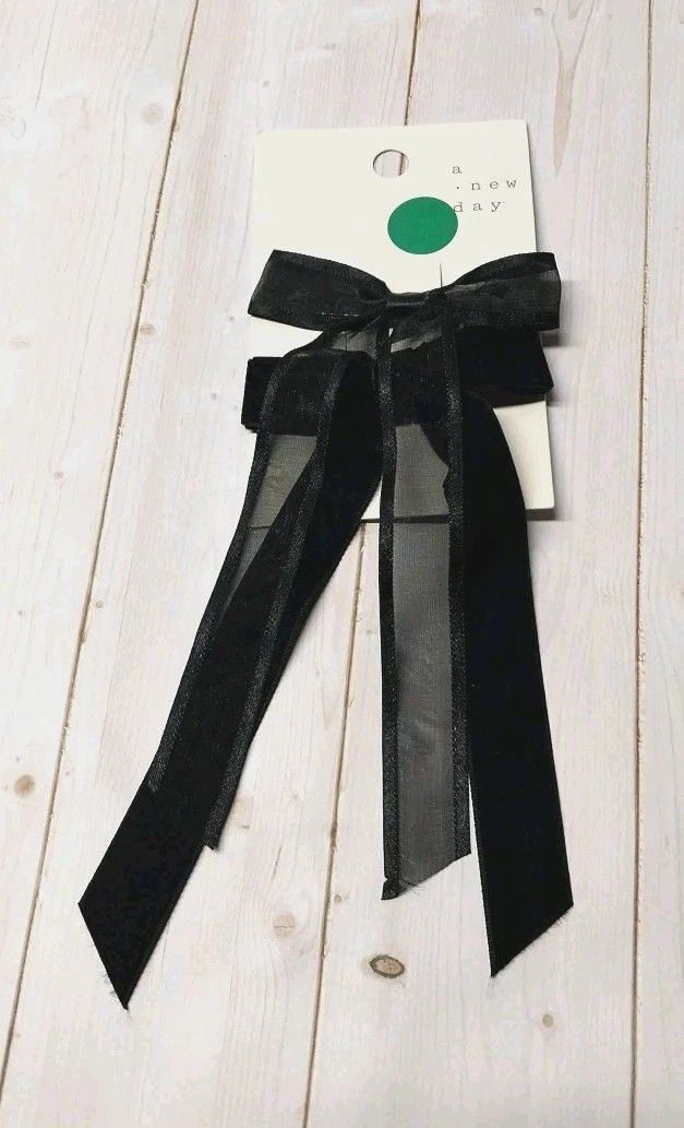 Other 2Pk A New Day Velvet Hair Bow Barrettes Green Black NWT Size ONE SIZE - 8 Thumbnail