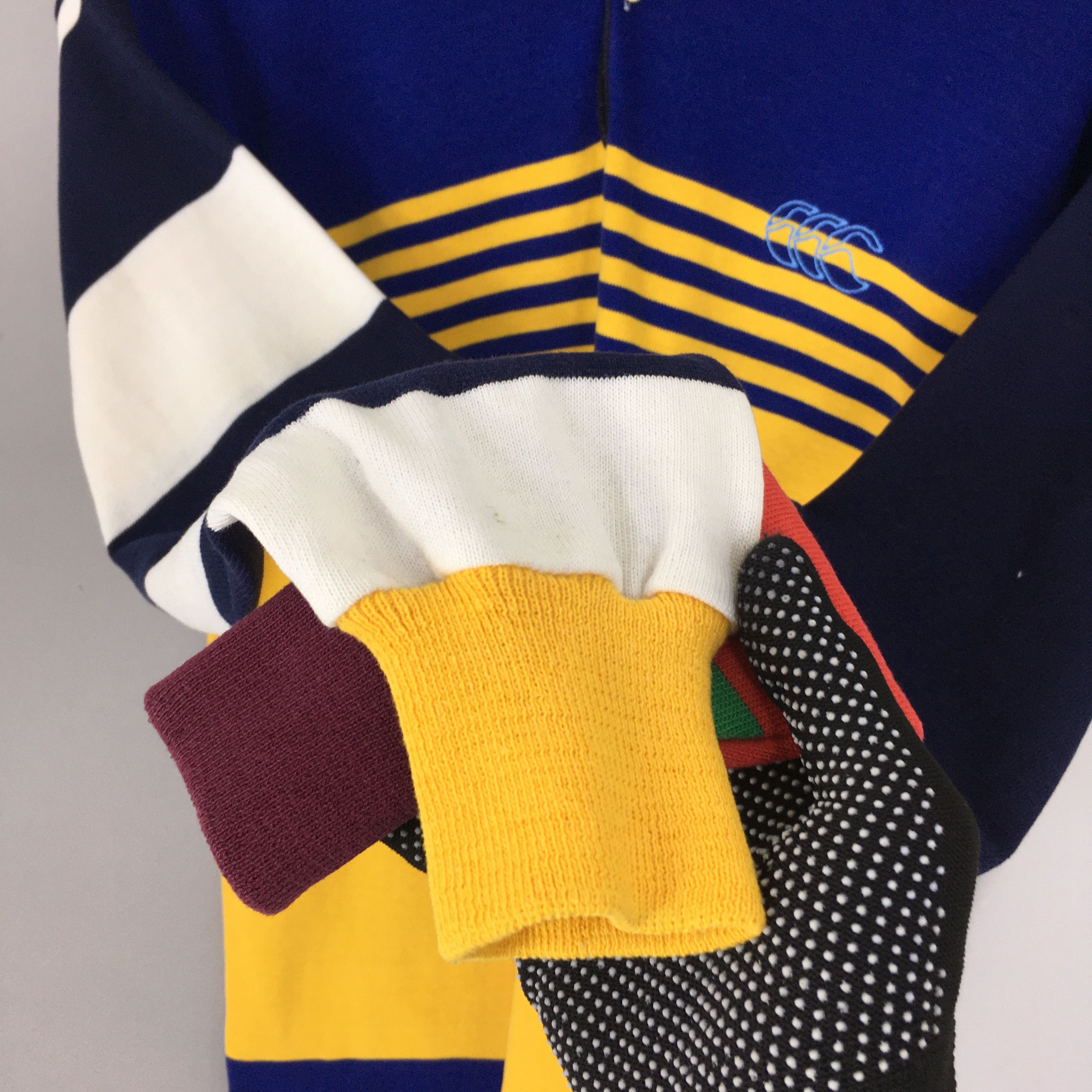 Canterbury of New Zealand Vintage 90s Canterbury Australia Uglies Rugby Shirt Small Size US S / EU 44-46 / 1 - 4 Thumbnail