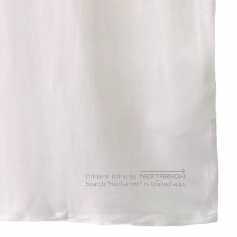 Louis Vuitton Louis Vuitton White square button embellished cotton crew Size US XS / EU 42 / 0 - 5 Thumbnail