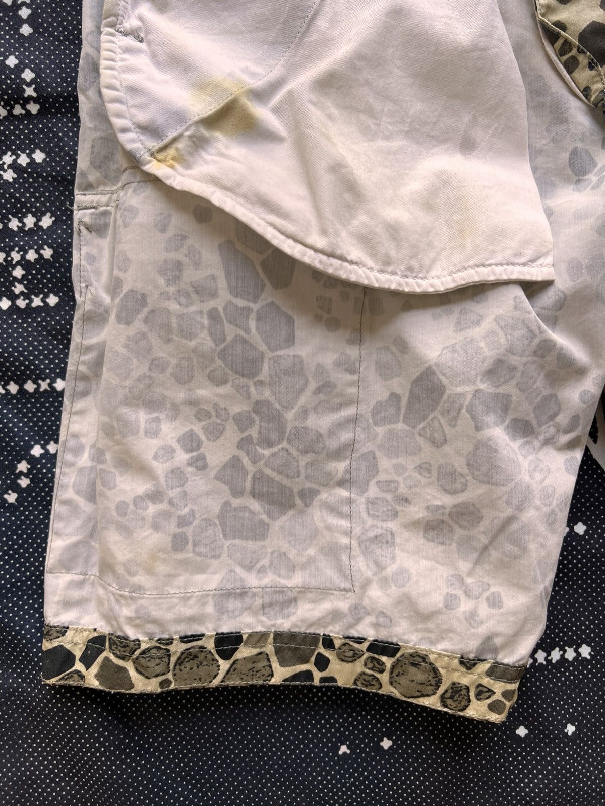 Stone Island Stone Island Alligator Camo Cargo Shorts Type RE W30 croc Size US 30 / EU 46 - 24 Thumbnail