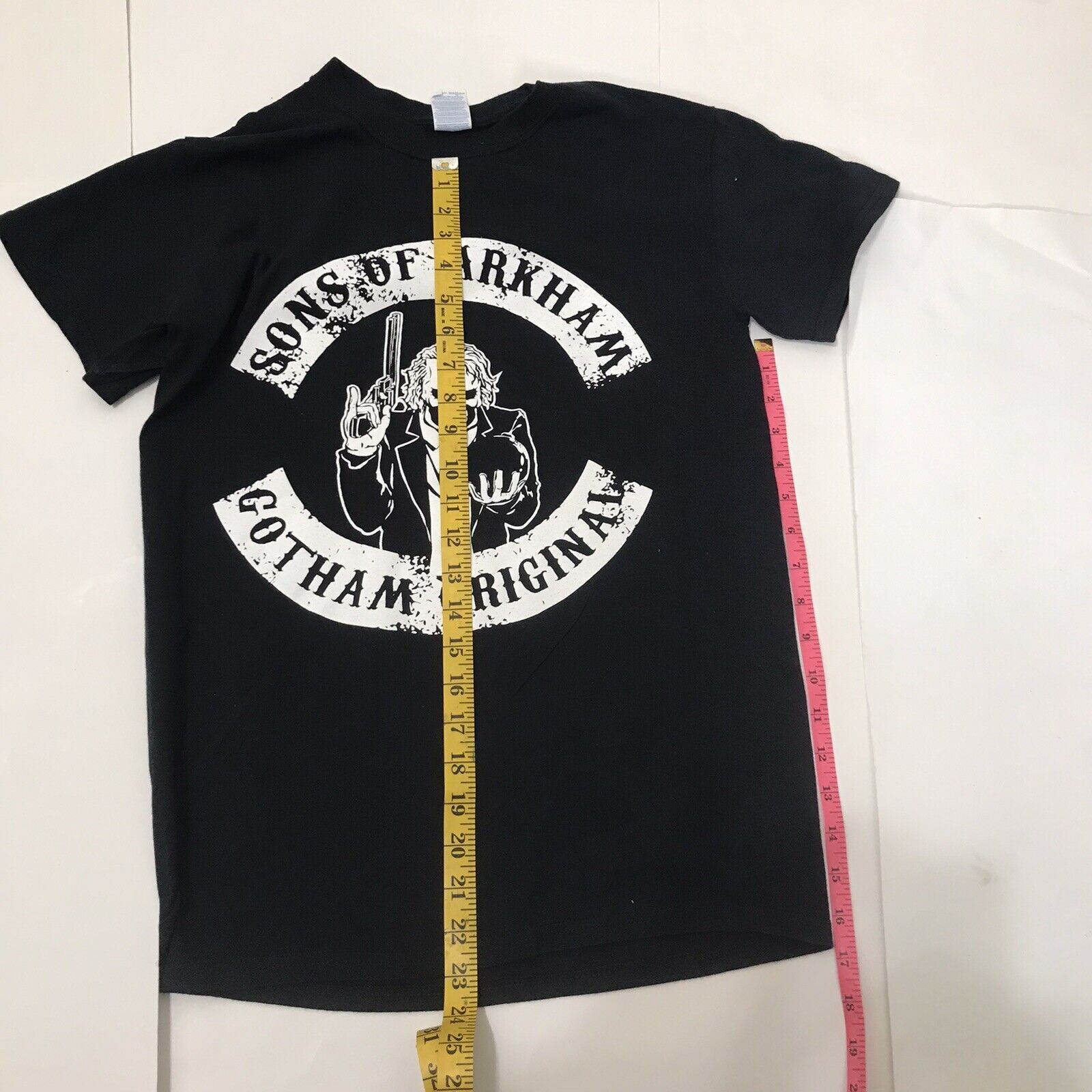 Gildan Sons of Arkham Gotham Original T-Shirt Men's S Batman Joker Size US S / EU 44-46 / 1 - 7 Thumbnail