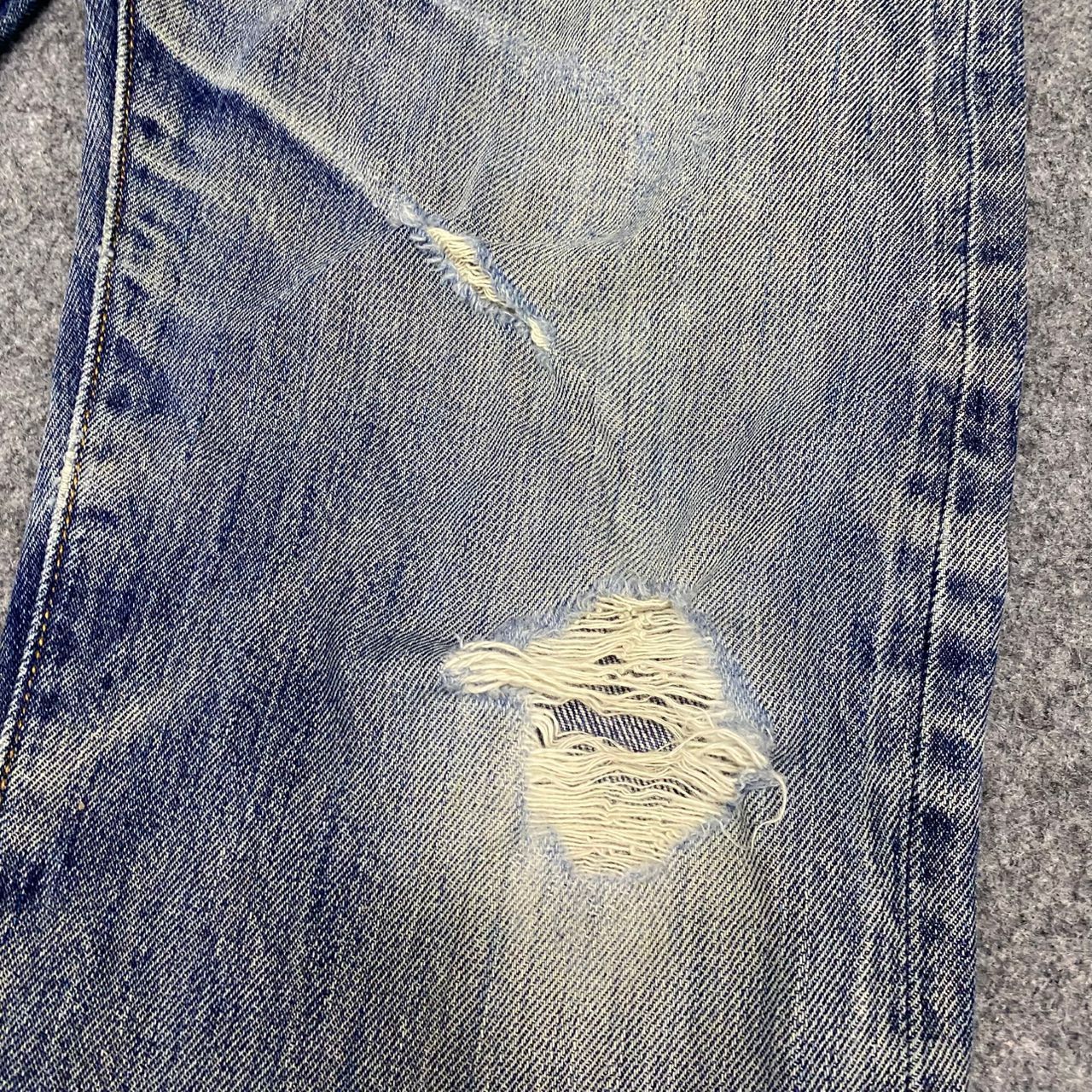 Levi's Vintage Levis 501 Distressed Denim Kurt Cobain Style Size US 34 / EU 50 - 9 Thumbnail