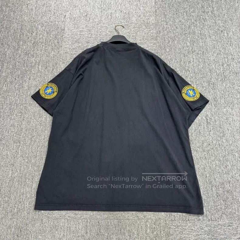 Balenciaga Balenciaga Lion head embroidered badge short-sleeve Size US L / EU 52-54 / 3 - 5 Thumbnail