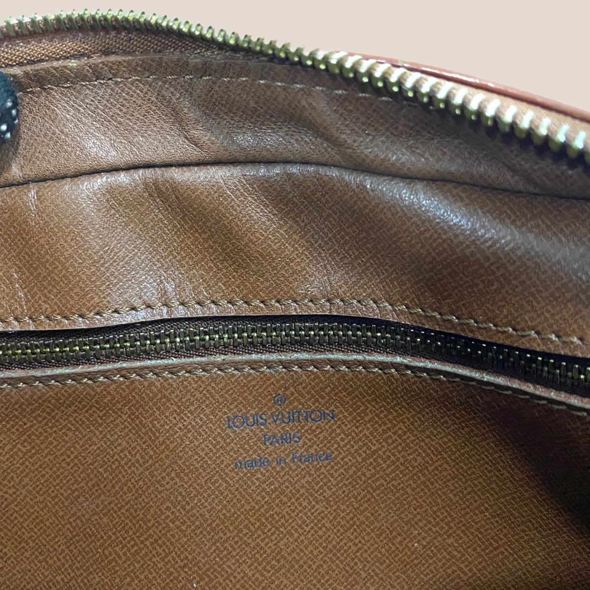 Louis Vuitton ‼️LASTDROP‼️LOUIS VUITTON JEUNE FILLE EPI LEATHER SHOULDER BAG Size ONE SIZE - 8 Thumbnail
