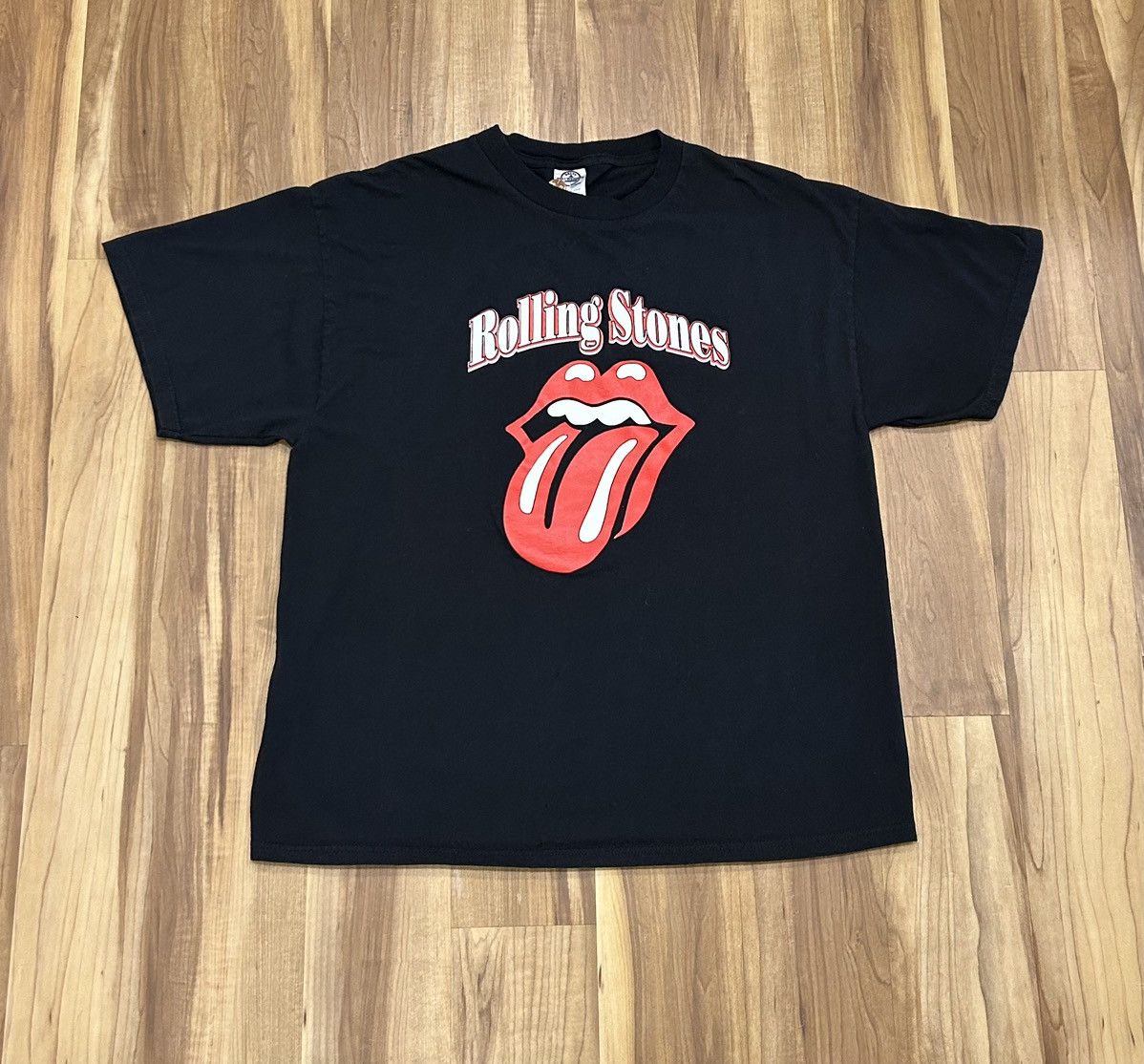 Vintage Rolling Tones "Sex, Drugs & Rock-N-Roll" band tee Size US XL / EU 56 / 4 - 1 Thumbnail
