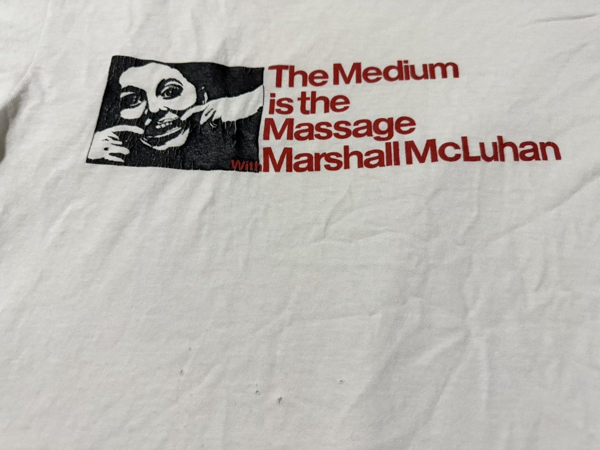 Vintage Very Rare Vintage 2000s Marshall McLuhan T Shirt Size US M / EU 48-50 / 2 - 2 Thumbnail
