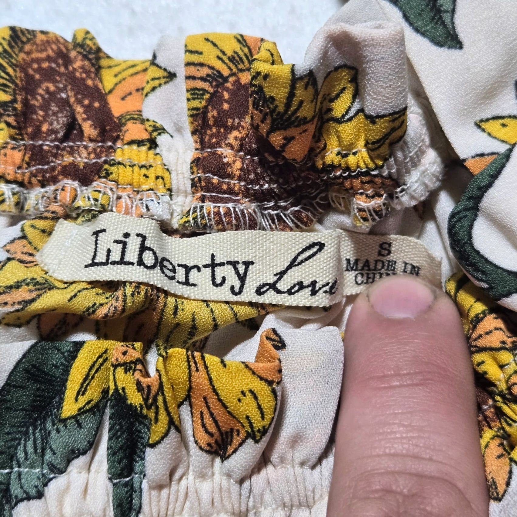 Sunflower Liberty Love Sundress Women S Small Sleeveless White Floral Sunflower Casual Party/Cocktail Dress Size S / US 4 / IT 40 - 3 Thumbnail