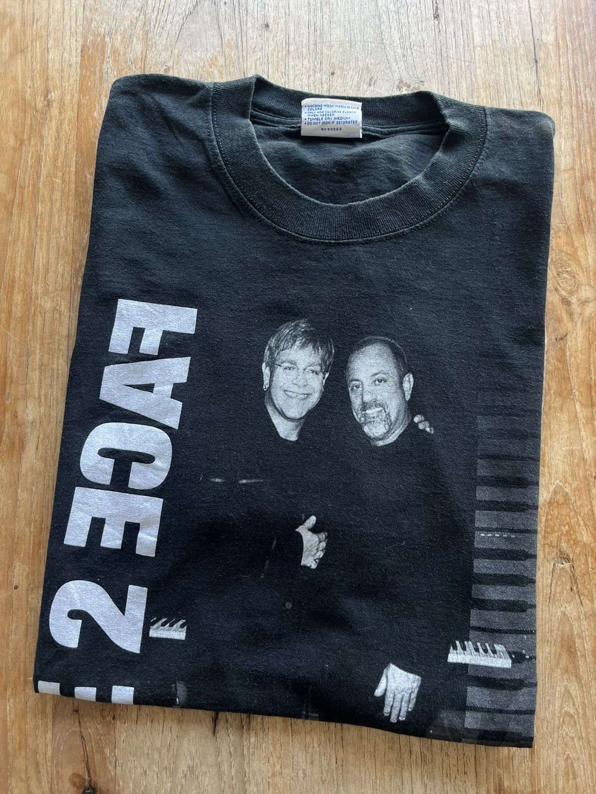 Vintage Face2Face Billy Joel & Elton John 2002’s T-shirt