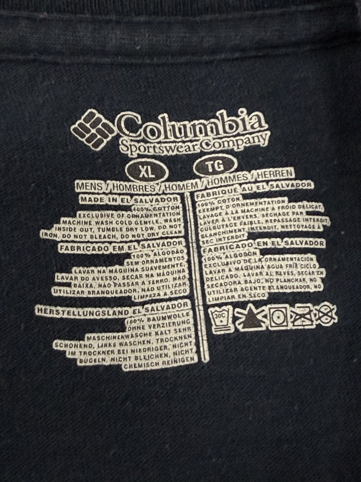 Columbia Columbia Navy Mountain Badge Retro Outdoors Logo Tee XL Size US XL / EU 56 / 4 - 3 Thumbnail
