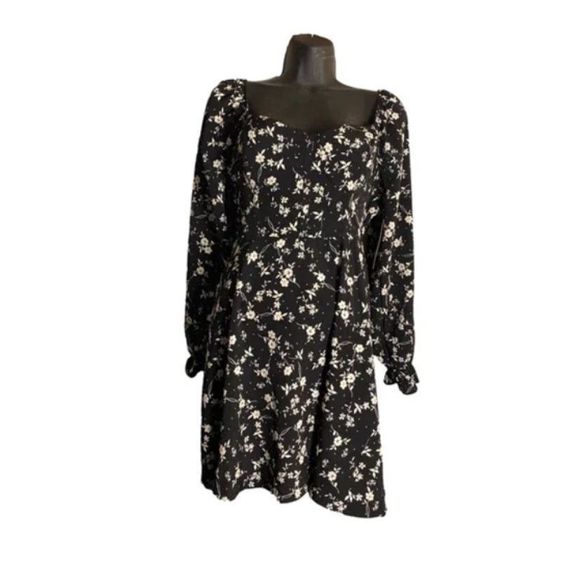 Other Cottagecore Black Floral Long Sleeve Mini Inspired Hearts L Size L / US 10 / IT 46 - 2 Thumbnail