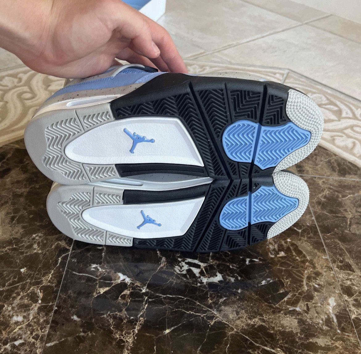Jordan Brand Air Jordan 4 Retro “University Blue” size 8.5 READ BELOW Size US 8.5 / EU 41-42 - 6 Thumbnail