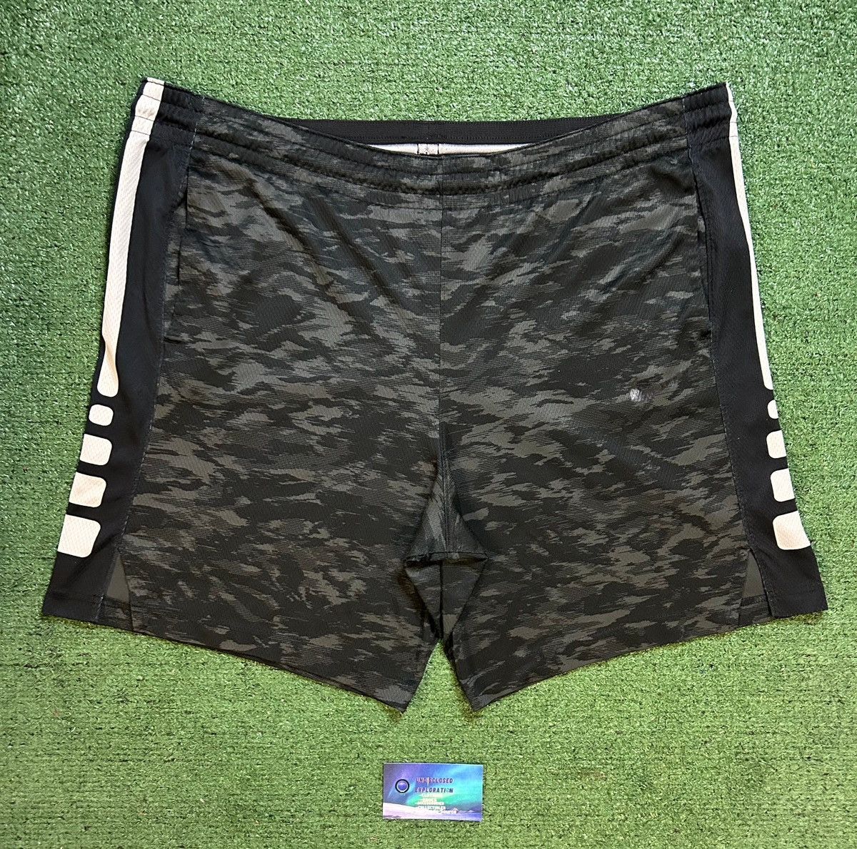 Nike Nike black camo elite shorts Size US 36 / EU 52 - 1 Thumbnail