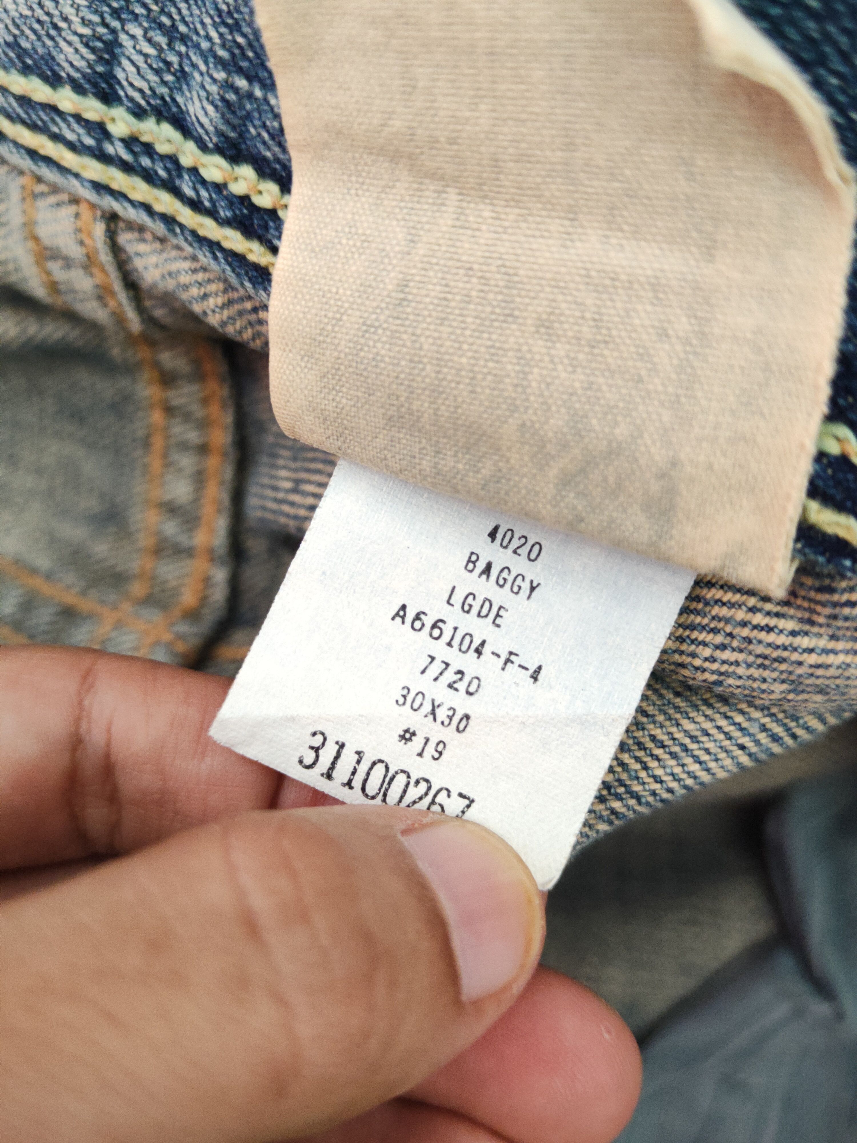 Abercrombie & Fitch Abercrombie &Fitch baggie Faded Ripped Jeans #S1649 Size US 31 - 14 Thumbnail