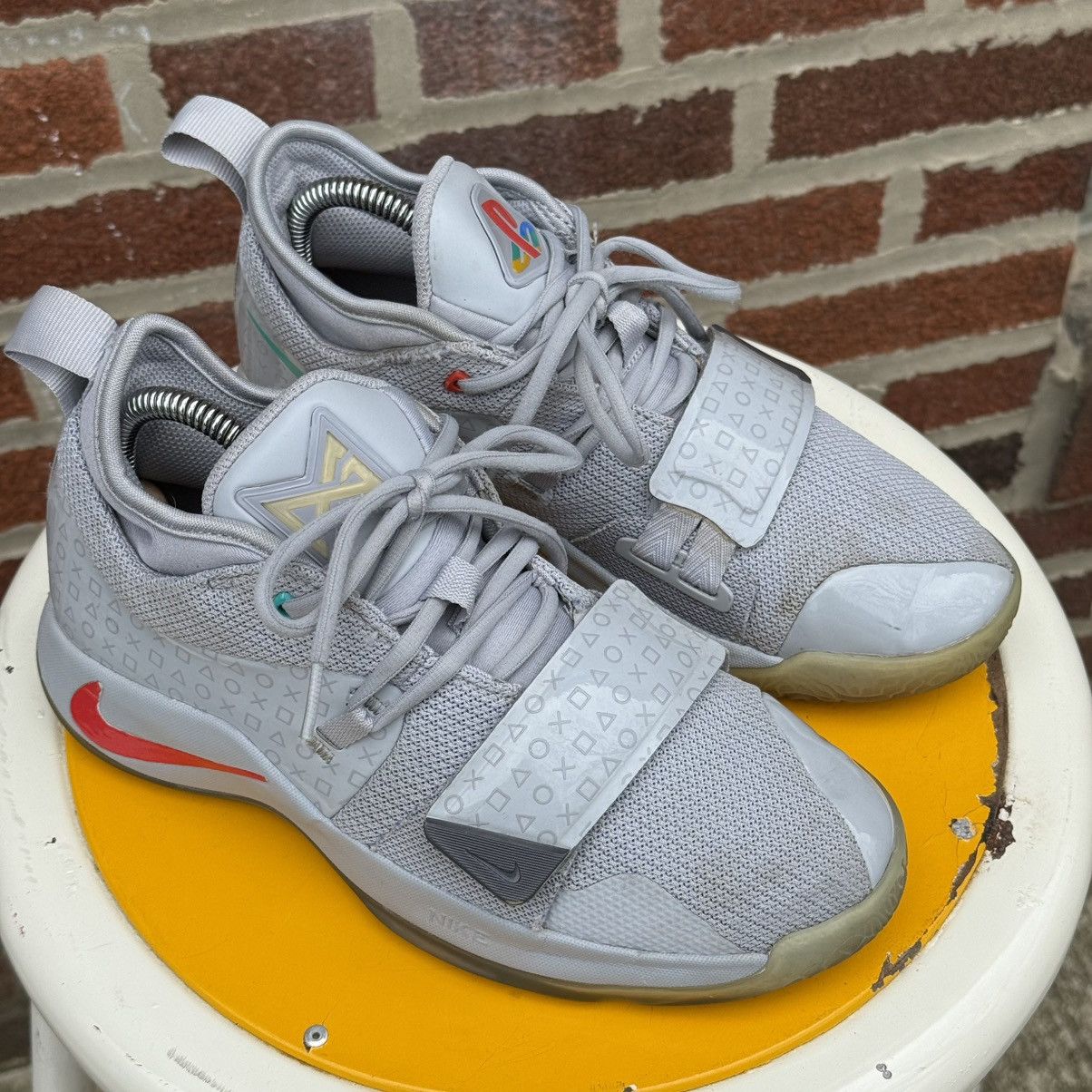 Nike × Playstation × Vintage Nike PG 2.5 x PlayStation Grey Sneakers Size 6Y Size US 6 / EU 39 - 2 Thumbnail